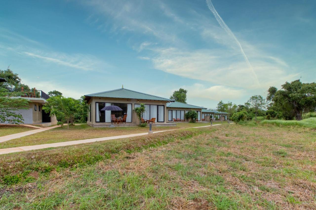 Sigiriya King'S Resort Esterno foto