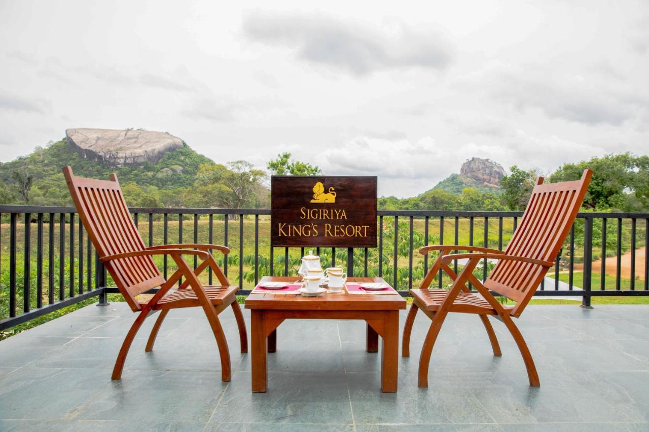 Sigiriya King'S Resort Esterno foto