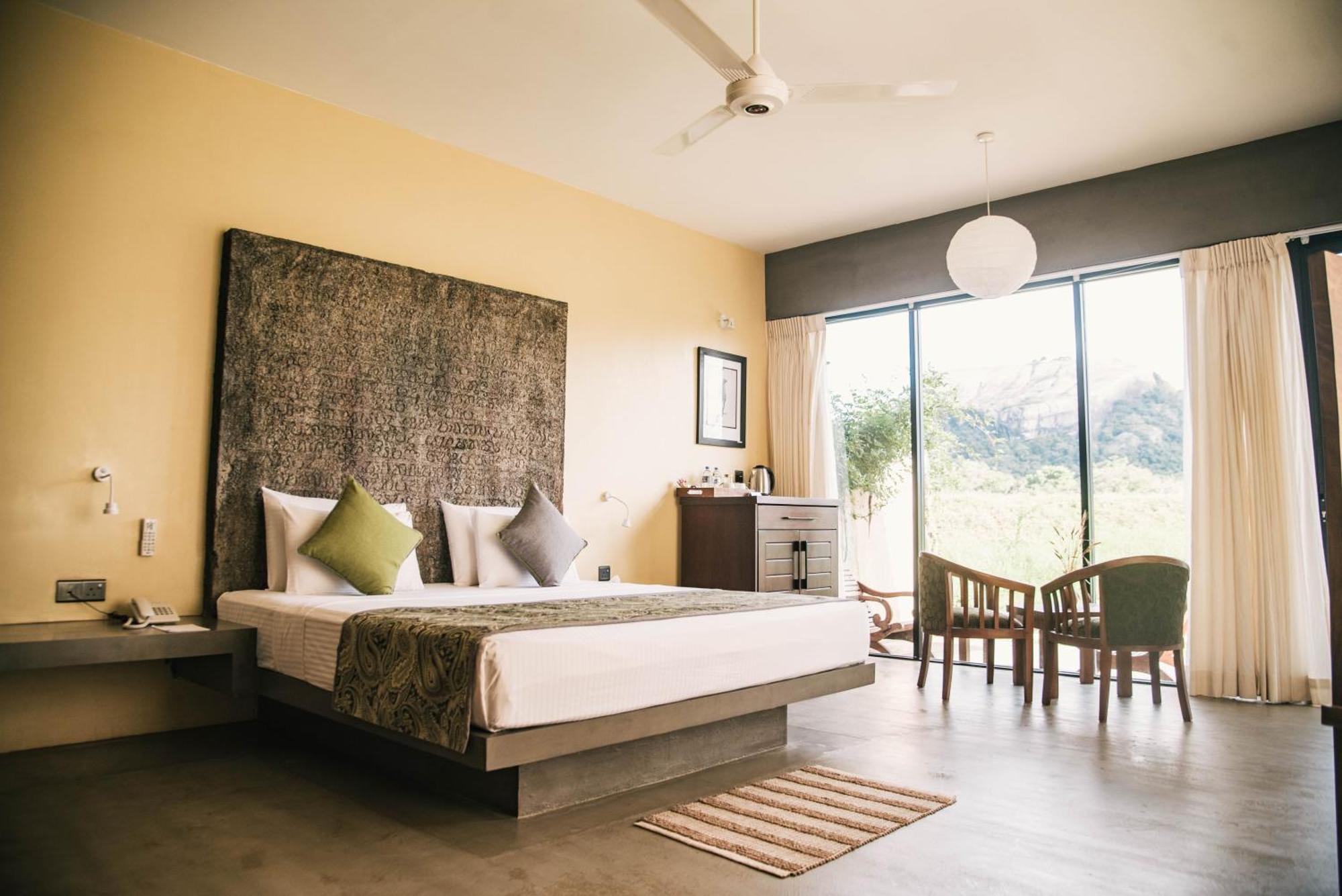 Sigiriya King'S Resort Esterno foto