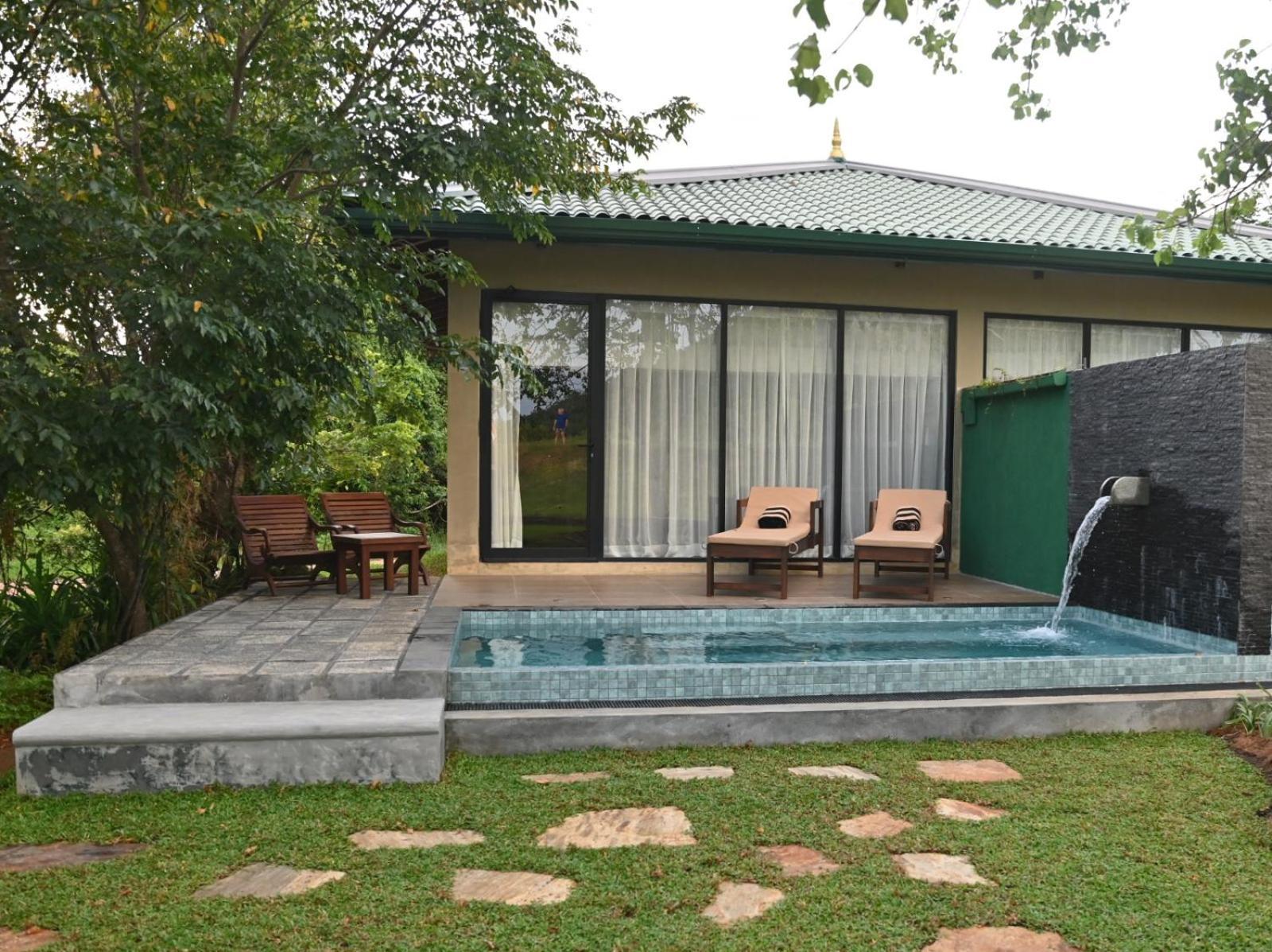 Sigiriya King'S Resort Esterno foto